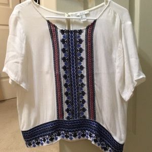 Embroidered shirt